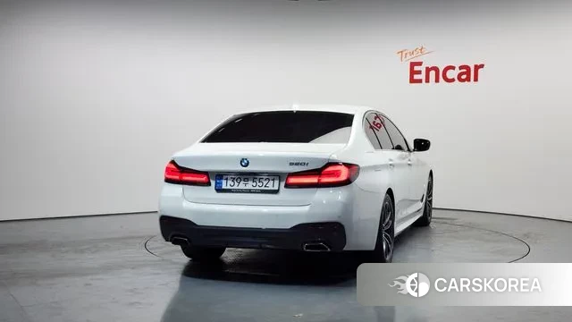 BMW 5 Series (G30) id 3634993 из Кореи 14