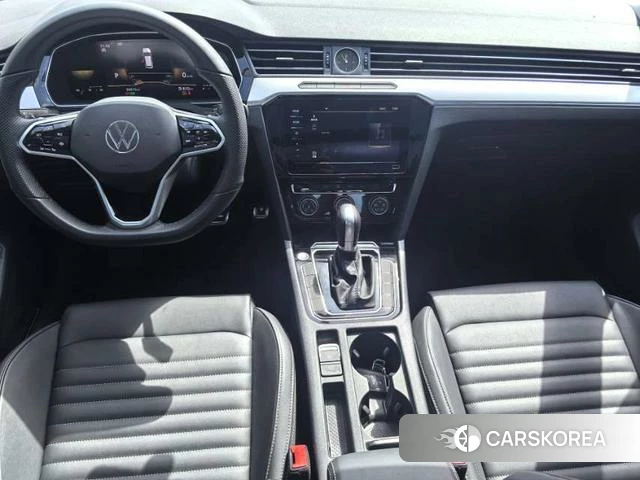 Volkswagen Magotan 2025 Черный из Китая, фото 4