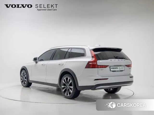 Volvo V60 Cross-Country 2nd Generation id 3549695 из Кореи 11
