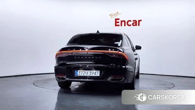 Hyundai The New Grandeur IG id 4355243 из Кореи 24
