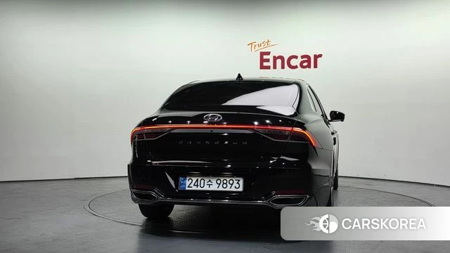 Hyundai The New Grandeur IG id 3843876 из Кореи 14