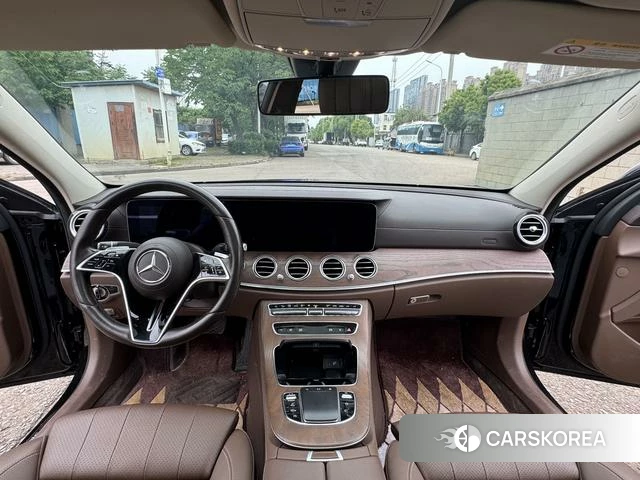 Mercedes-Benz E-class id 4306909 из Китая 10