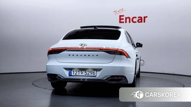 Hyundai The New Grandeur IG id 4330216 из Кореи 31