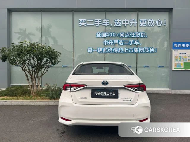 Toyota Corolla 2023 Белый из Китая, фото 6