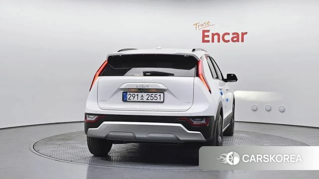 Kia Di Ol Nu Niro id 4200589 из Кореи 24