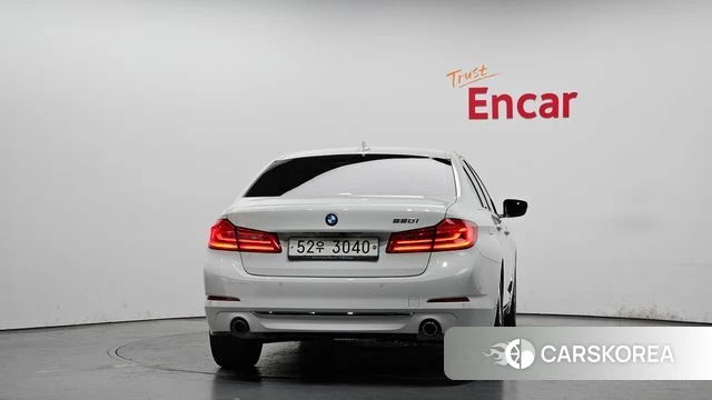 BMW 5 Series (G30) id 3861238 из Кореи 14