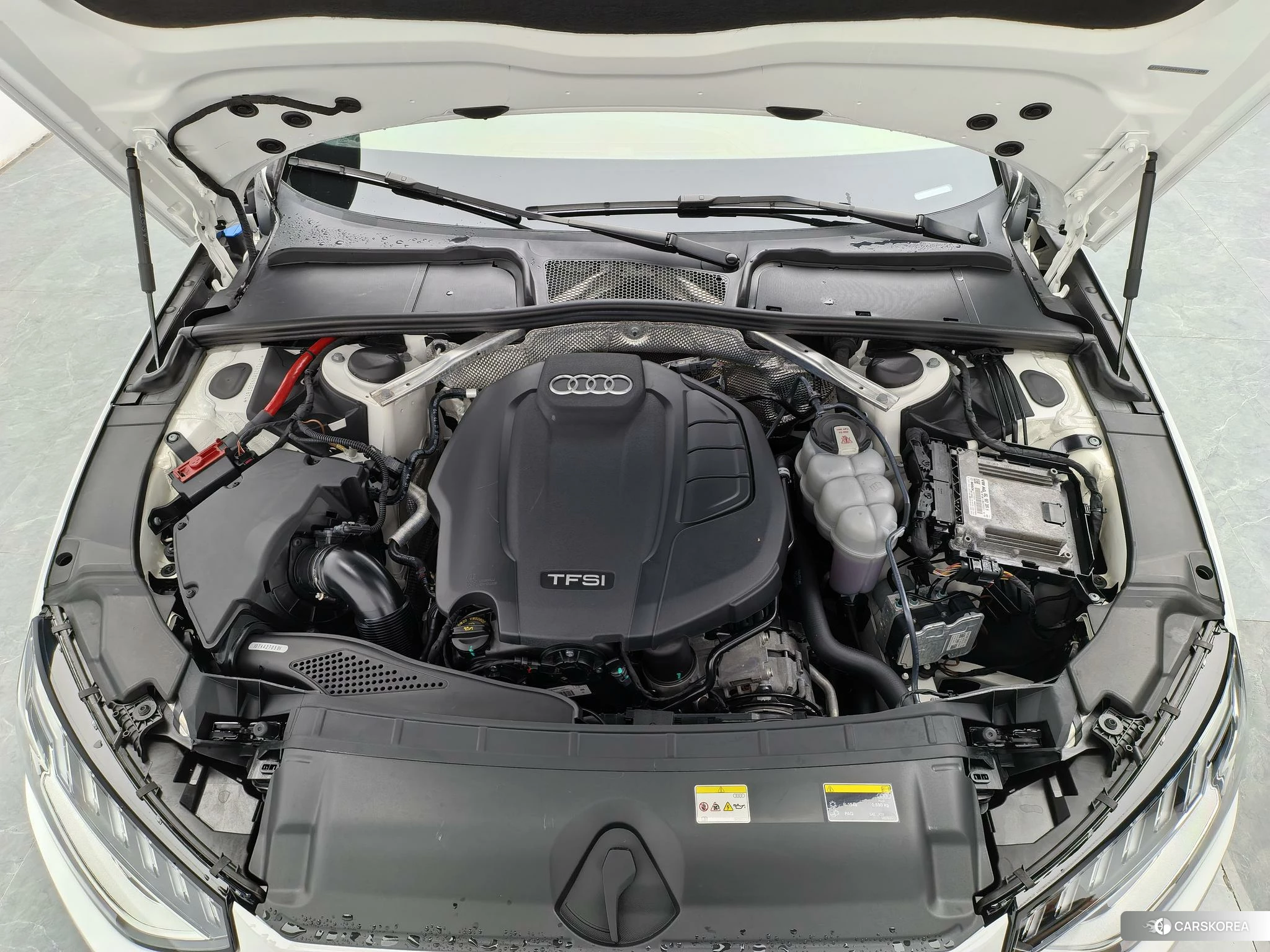 Audi A4L id 4493074 из Китая 14