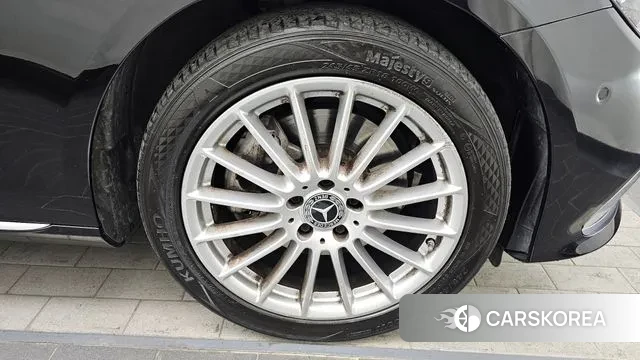 Mercedes-Benz E-Class W213 id 3639642 из Кореи 14