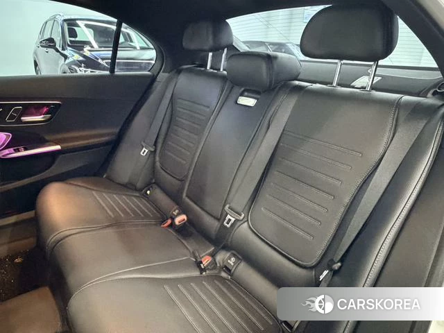 Mercedes-Benz Class C id 4262546 из Китая 13