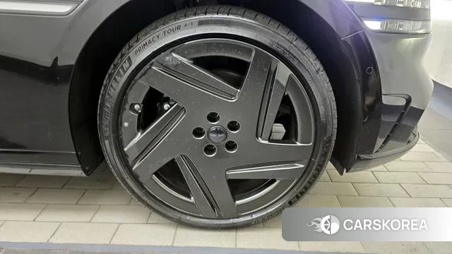 Genesis G90 (RS4) id 3711482 из Кореи 14