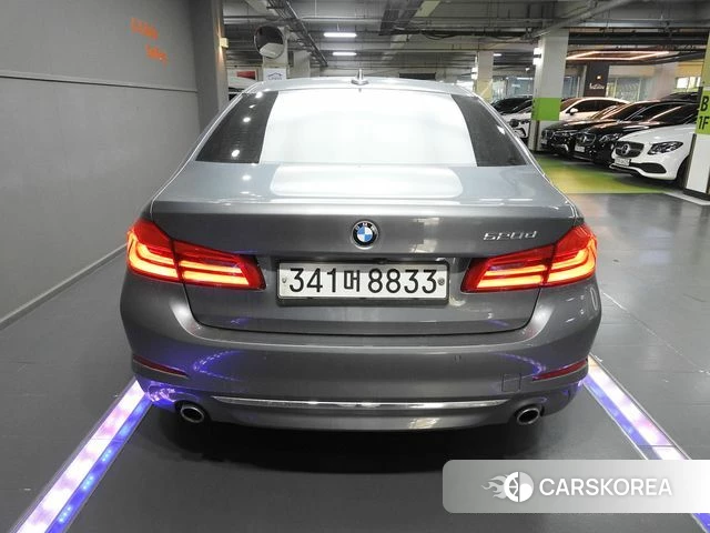 BMW 5 Series (G30) id 3942421 из Кореи 14