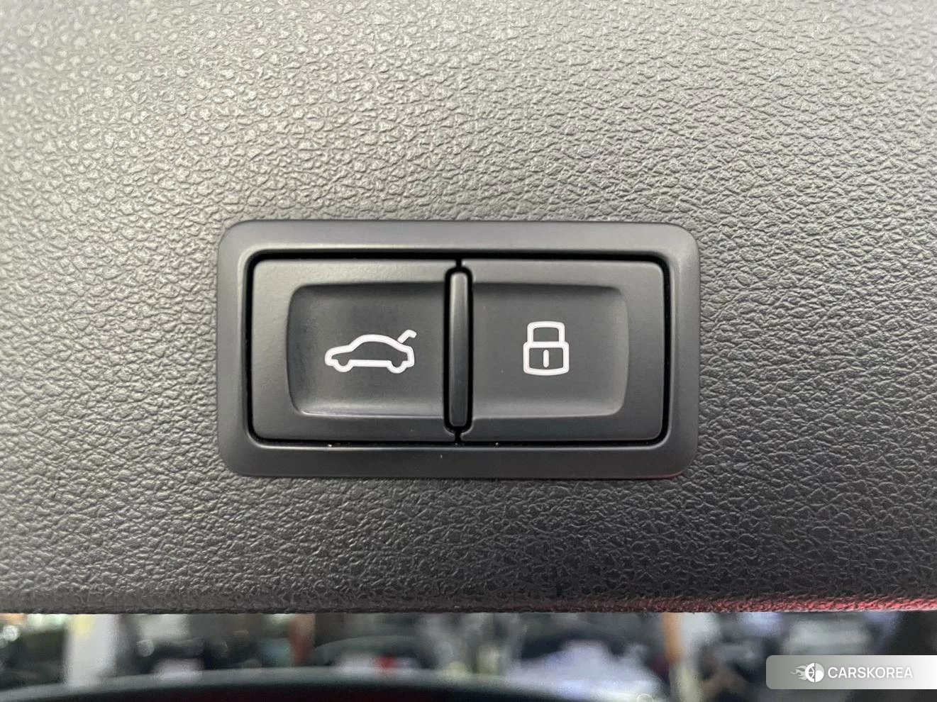 Audi Q2L id 4473291 из Китая 17