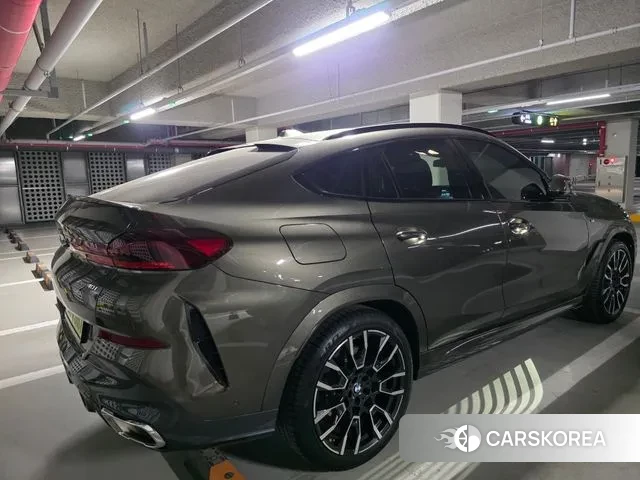 BMW X6 (G06) 2025 Цвет тростника из Кореи, фото 4