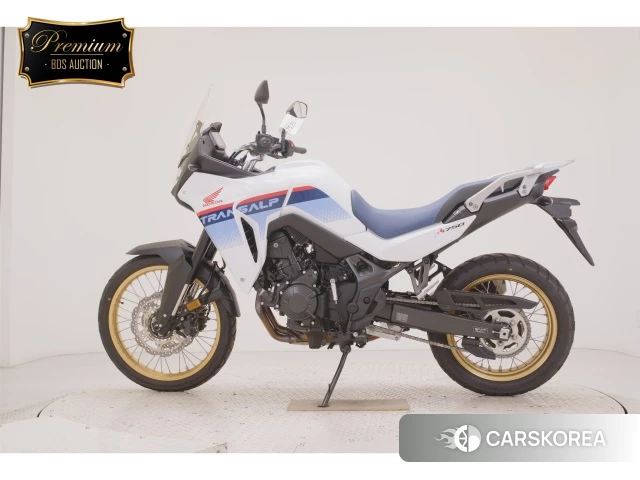 Проданный Honda TRANSALP XL750 2025 из Японии