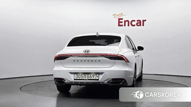 Hyundai The New Grandeur IG id 4573960 из Кореи 25