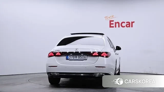 Mercedes-Benz E-Class W214 id 3599636 из Кореи 14