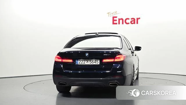 BMW 5 Series (G30) id 4409661 из Кореи 14