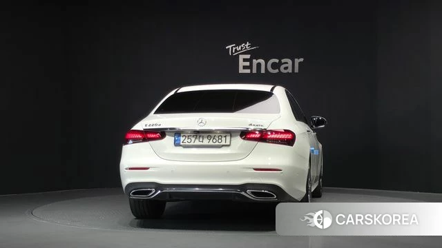Mercedes-Benz E-Class W213 id 4769018 из Кореи 29