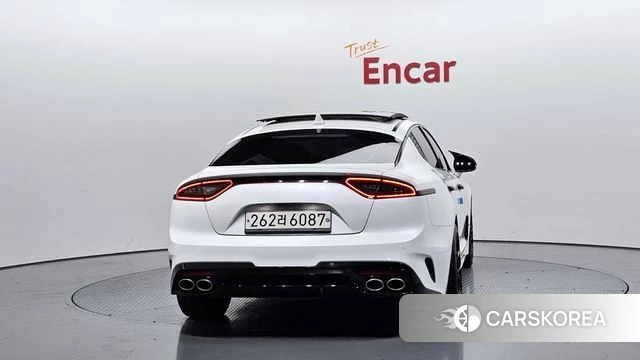 Kia Stinger id 3955895 из Кореи 14