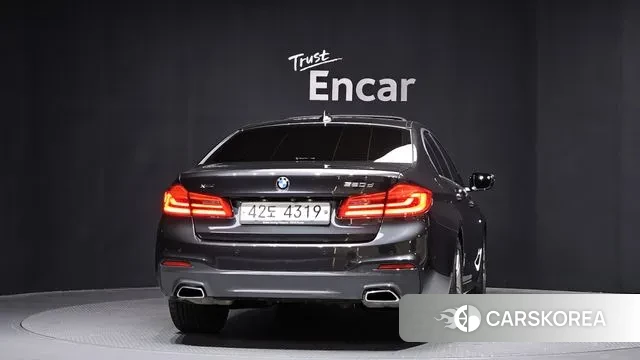 BMW 5 Series (G30) id 3455214 из Кореи 14