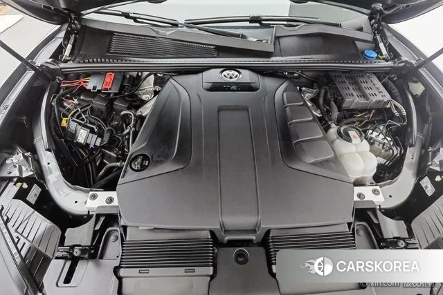 Volkswagen Touareg id 4253584 из Китая 18