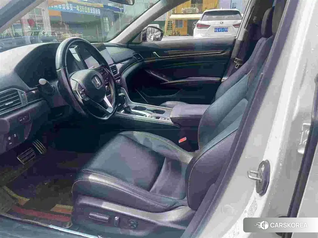 Honda Accord 2023 Белый из Китая, фото 4