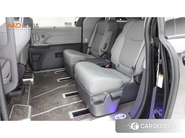 Toyota Grevia 2024 Черный из Китая, фото 5