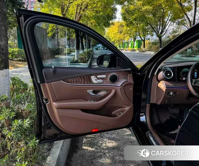 Mercedes-Benz E-class id 4307070 из Китая 17