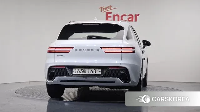 Genesis GV70 id 3426749 из Кореи 14
