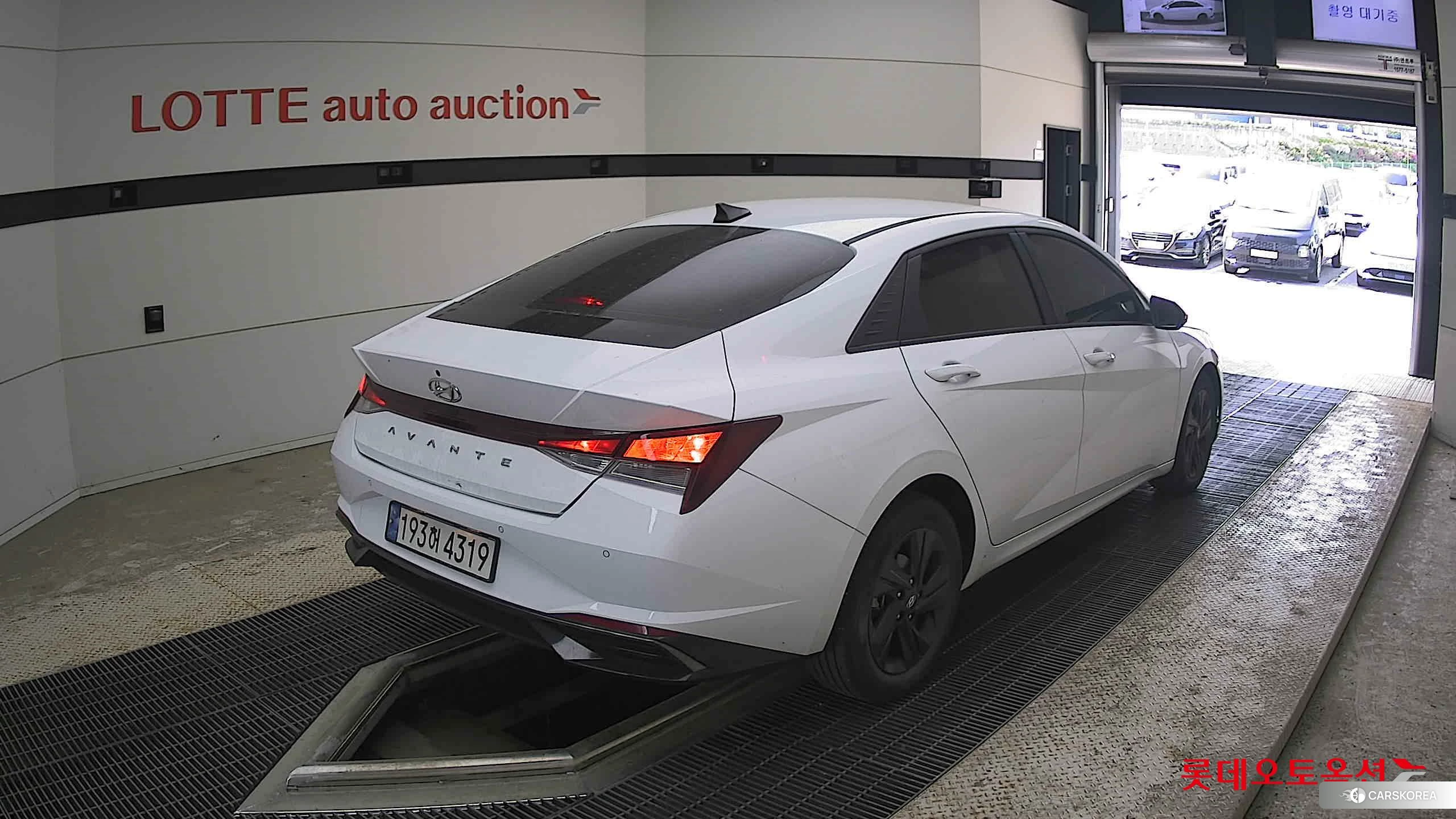 Hyundai Avante id 4289509 из Кореи 32