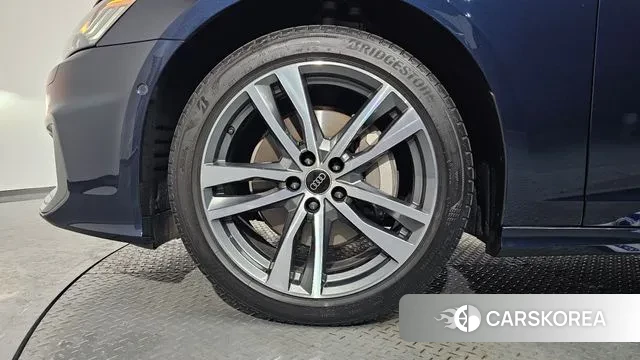 Audi A6 (C8) id 3518034 из Кореи 14