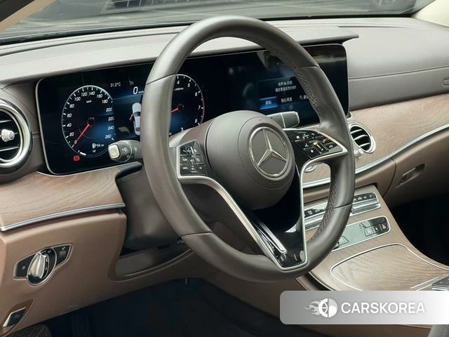 Mercedes-Benz E-class id 4222116 из Китая 11