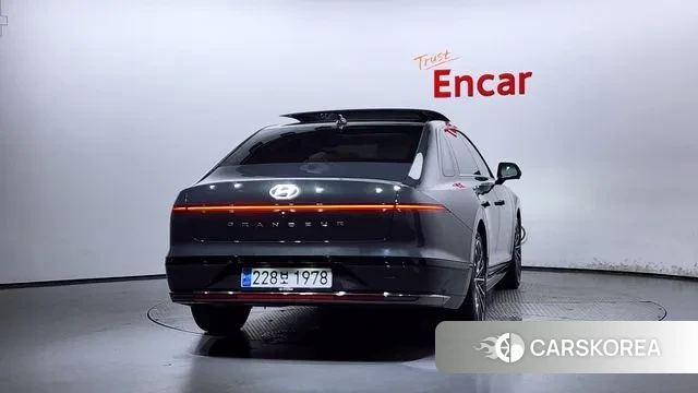 Hyundai Grandeur Hybrid (GN7) id 2968849 из Кореи 14