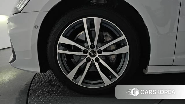 Audi A6 (C8) id 4494064 из Кореи 28
