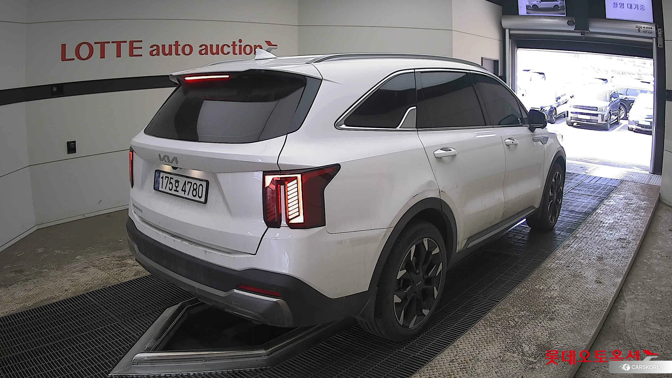 Kia Sorento id 3882090 из Кореи 30