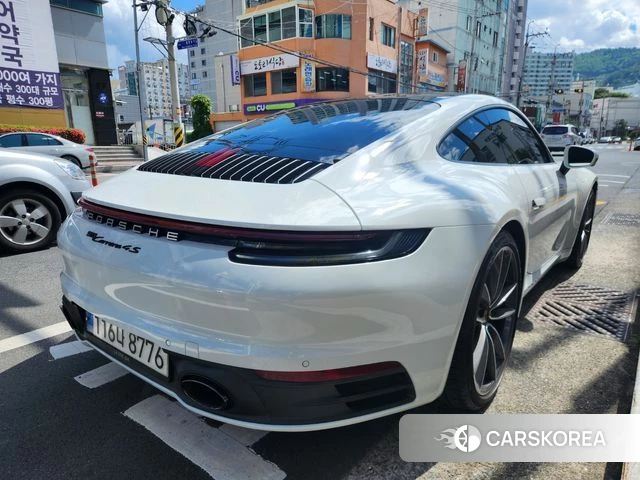 Porsche 911(992) id 4382606 из Кореи 12