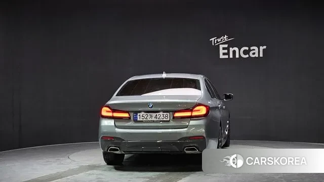 BMW 5 Series (G30) id 3670318 из Кореи 14