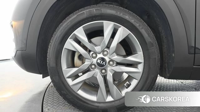 Kia Seltos id 4676955 из Кореи 30