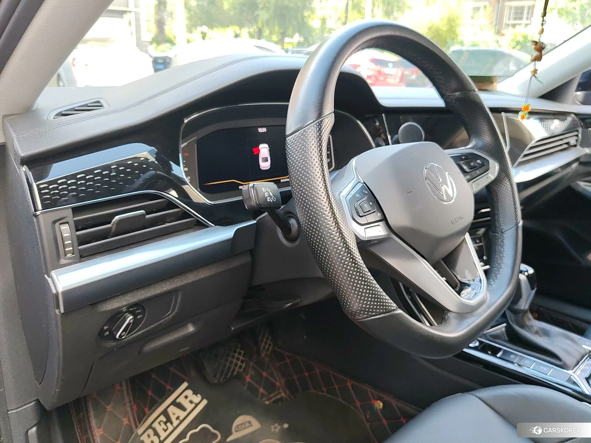 Volkswagen Passat id 4407546 из Китая 15