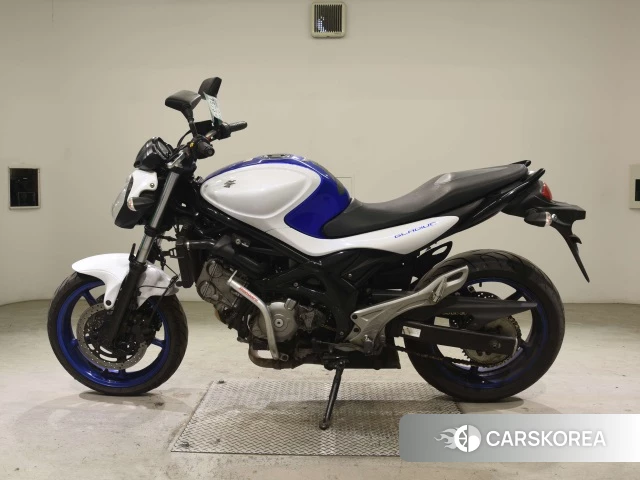 Suzuki GLADIUS 400 2015 из Японии, фото 2