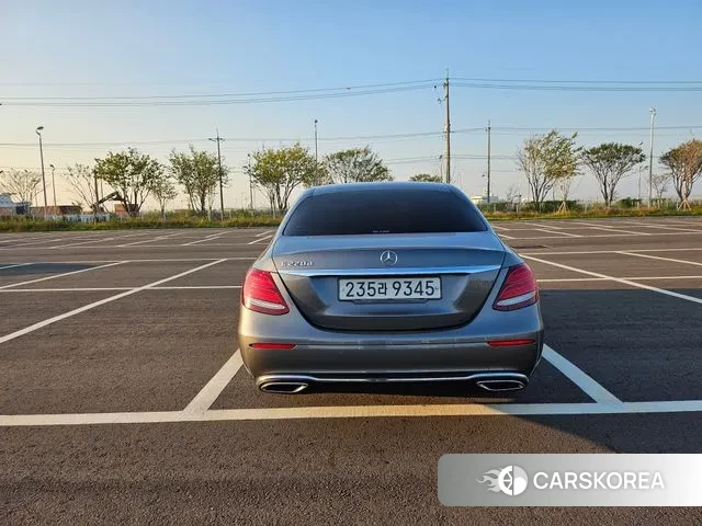 Mercedes-Benz E-Class W213 2019 Серый из Кореи, фото 4
