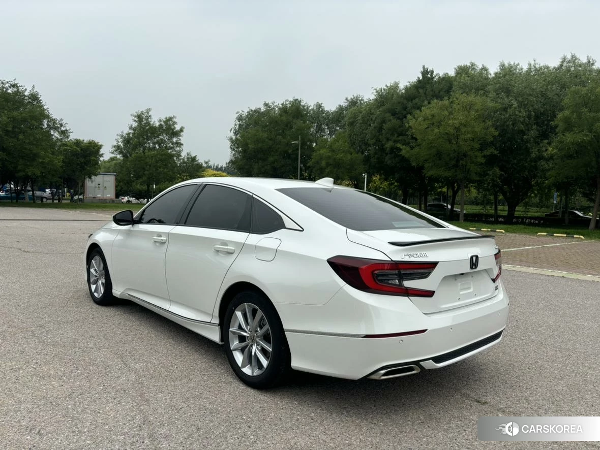 Honda Accord 2021 Белый из Китая, фото 4