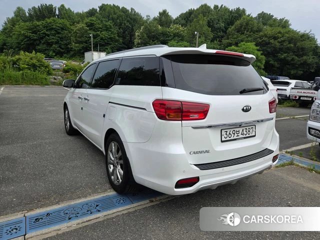 Kia The New Carnival id 4410742 из Кореи 14