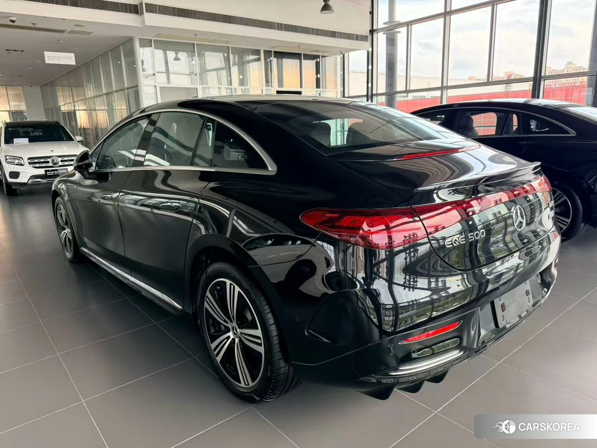 Mercedes-Benz EQE 2024 Черный из Китая, фото 4