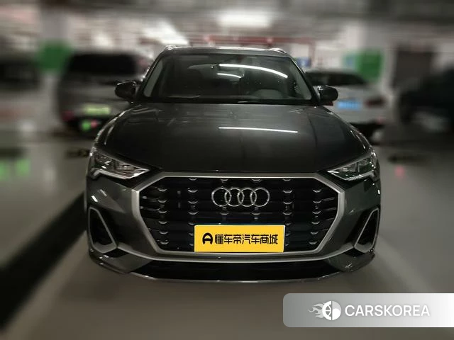 Audi Q3 2021 Темно-серый из Китая, фото 4