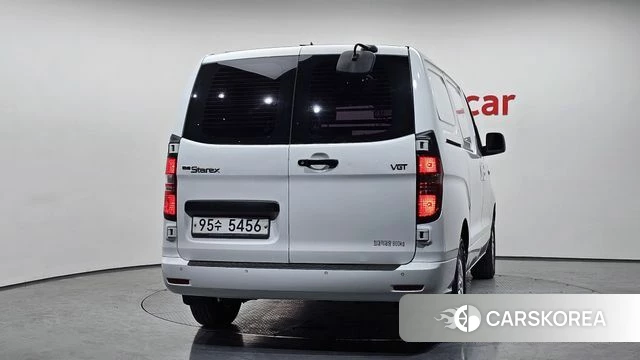 Hyundai The New Grand Starex id 4397650 из Кореи 25