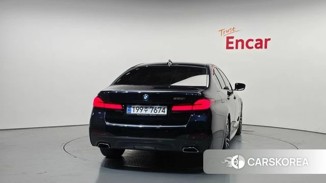 BMW 5 Series (G30) id 4355913 из Кореи 26