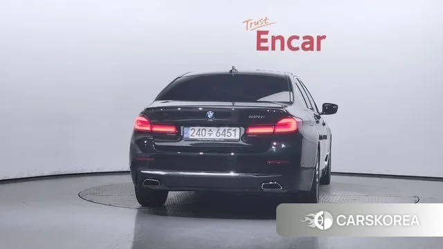 BMW 5 Series (G30) id 3011526 из Кореи 14