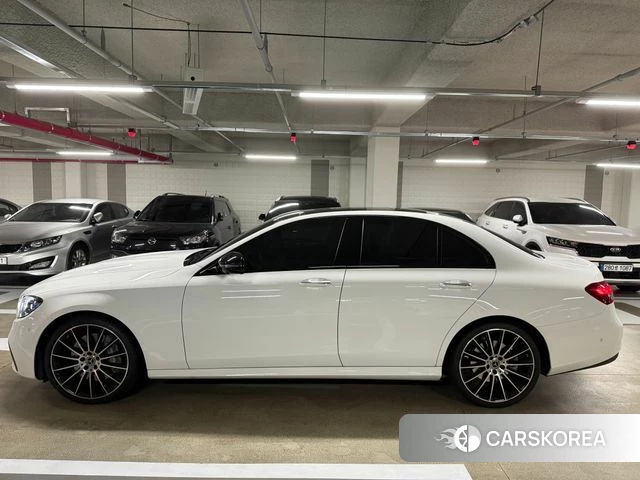 Mercedes-Benz E-Class W213 2023 Белый из Кореи, фото 4