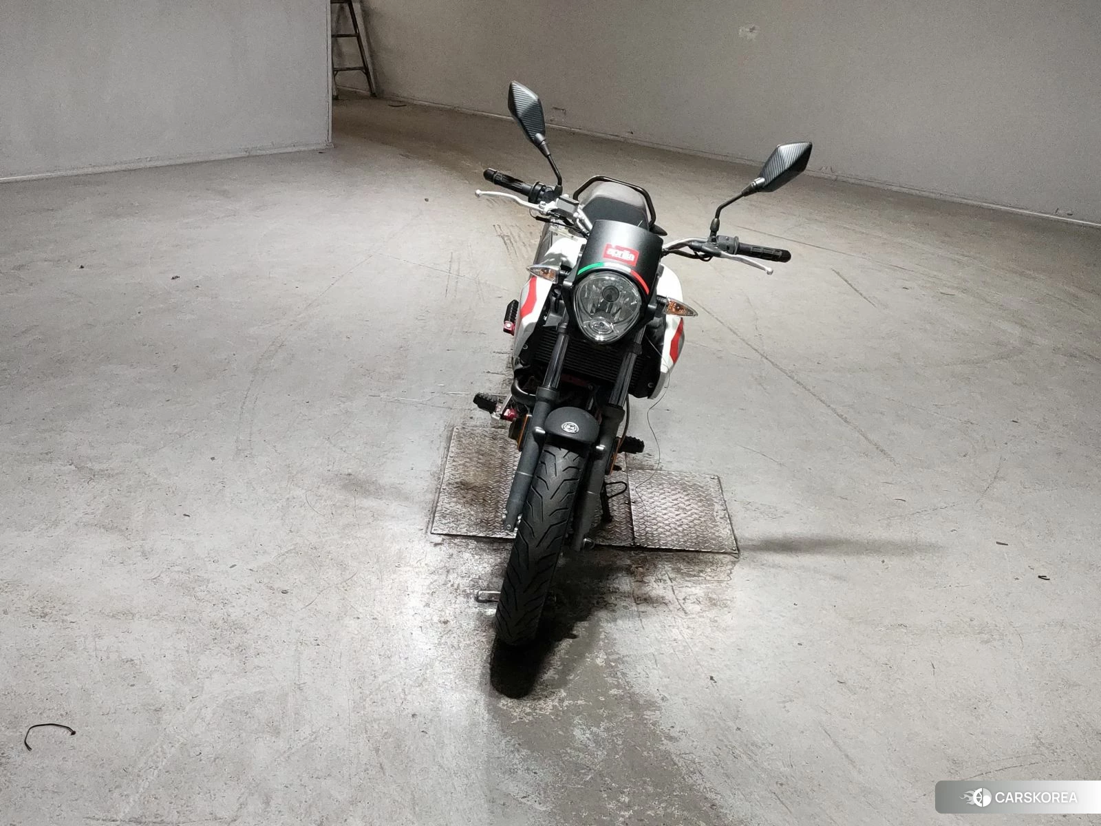 Проданный Aprilia STX125 CAFE 2016 из Японии